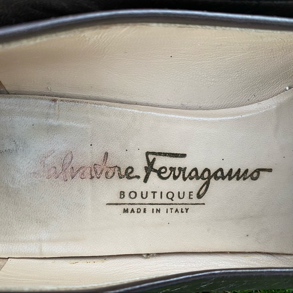 Salvatore Ferragamo Women Soft Leather Golden Brown Size 7B Pump - Picture 11 of 11